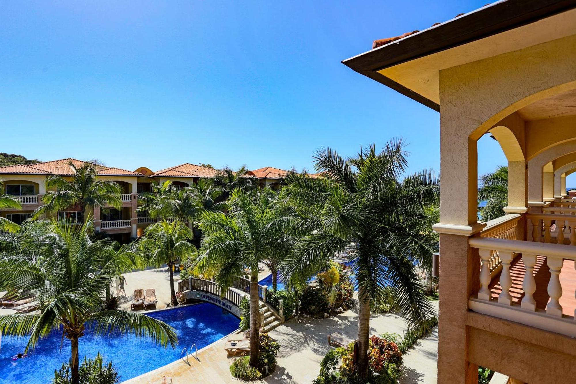 Infinity Bay Spa & Beach Resort West Bay Exterior photo