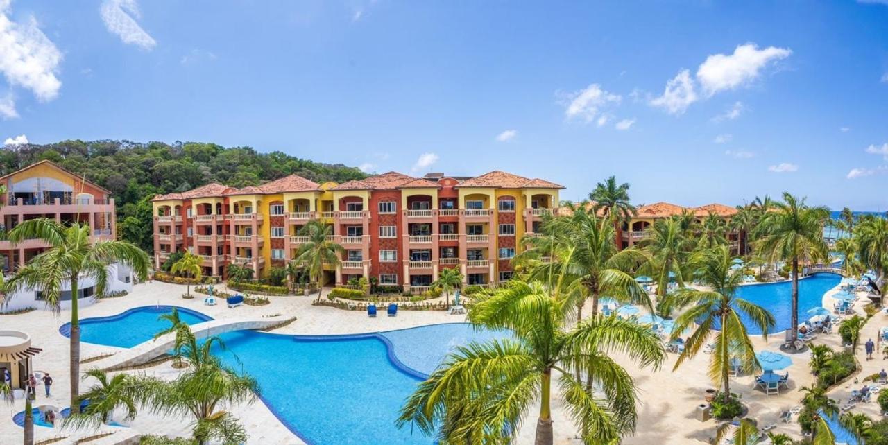 Infinity Bay Spa & Beach Resort West Bay Exterior photo