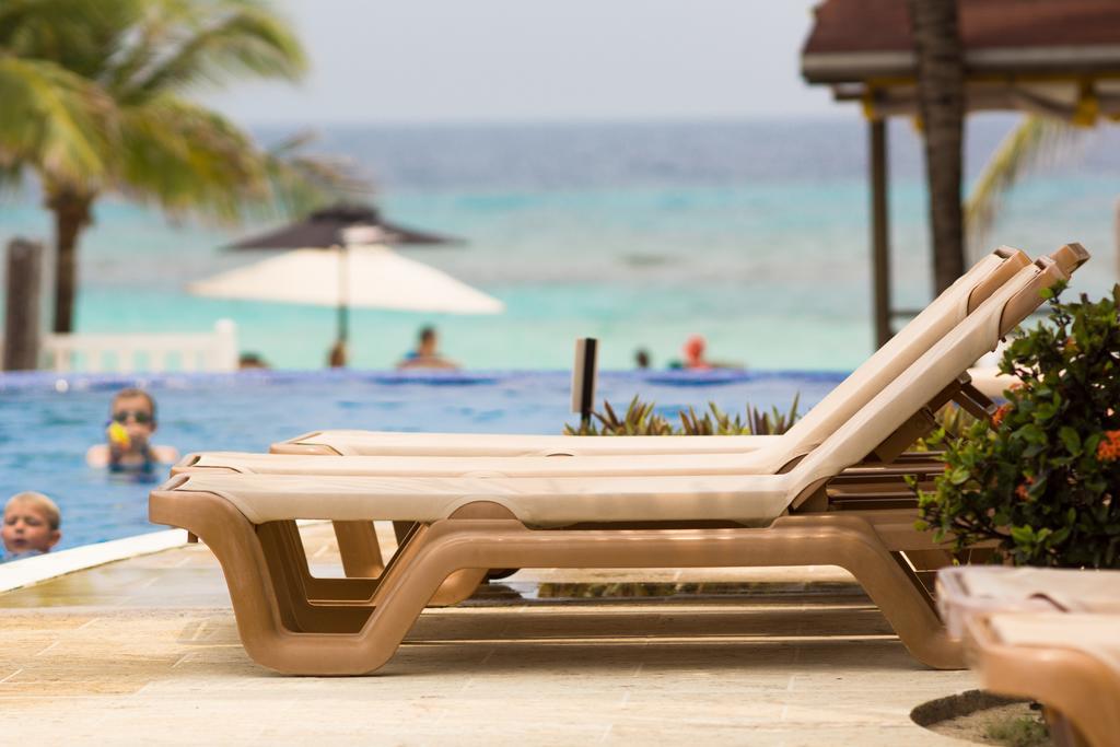 Infinity Bay Spa & Beach Resort West Bay Exterior photo