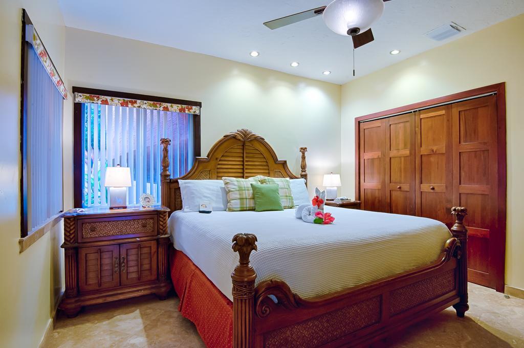 Infinity Bay Spa & Beach Resort West Bay Exterior photo